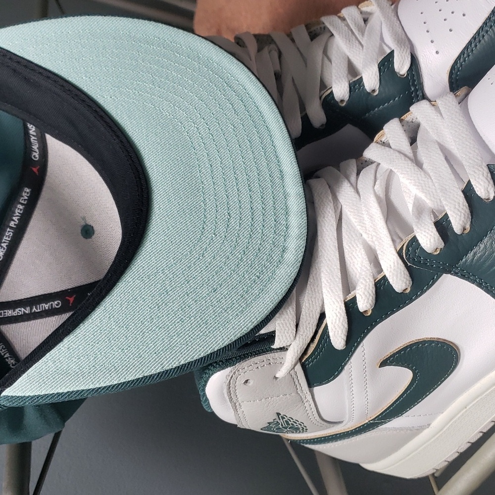 I need a flannel to match the hat and kicks